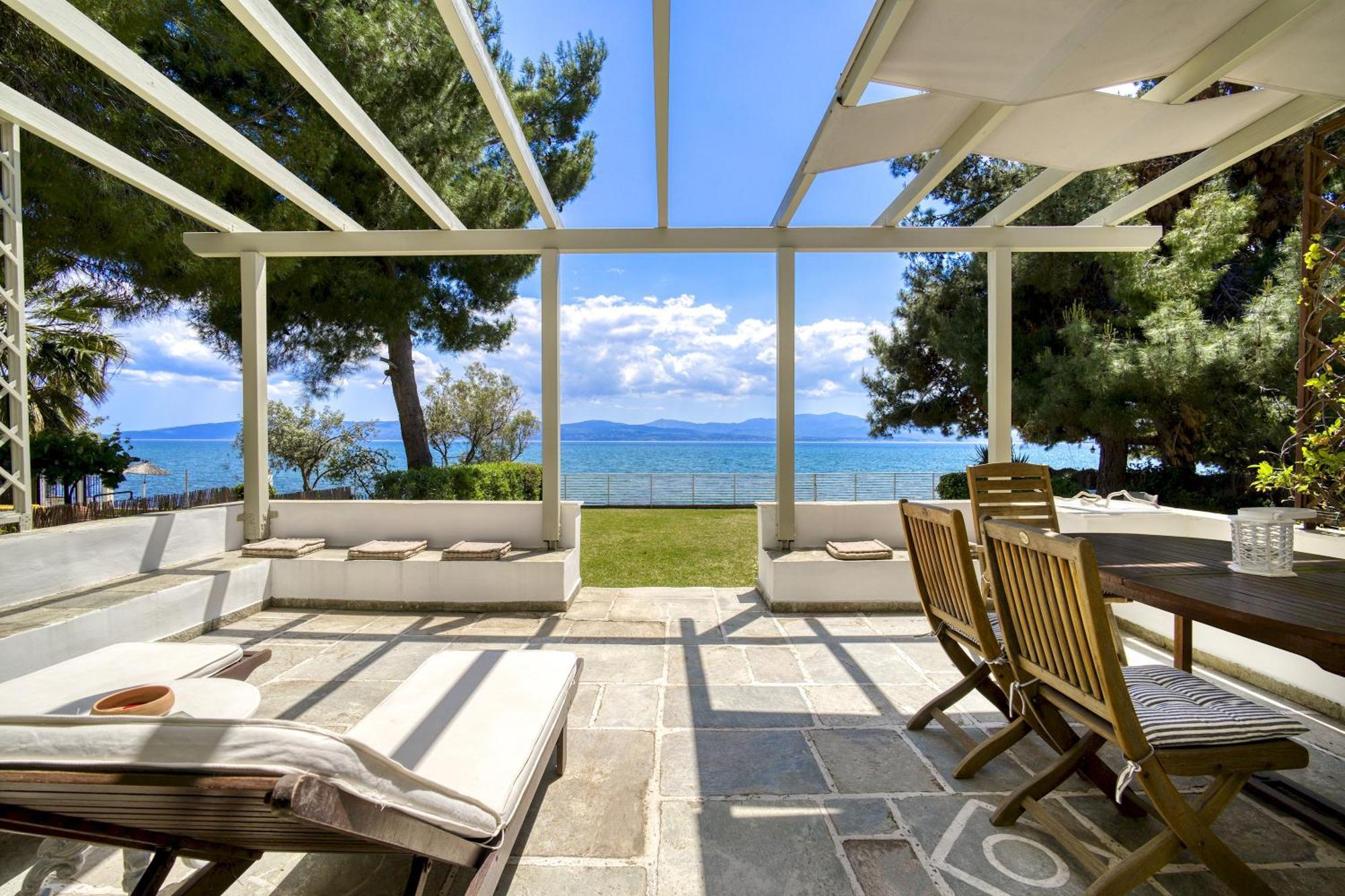 Marvelous Beach House Erétria Exterior photo