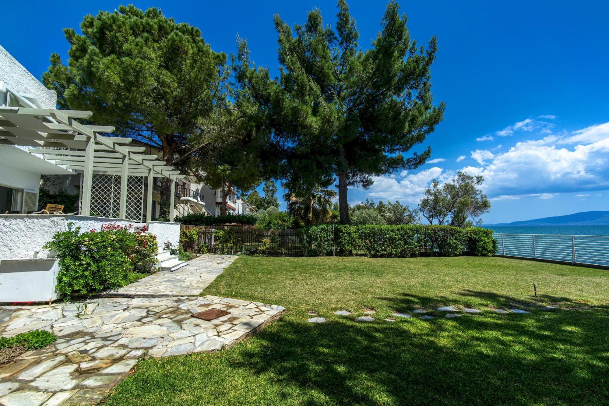 Marvelous Beach House Erétria Exterior photo